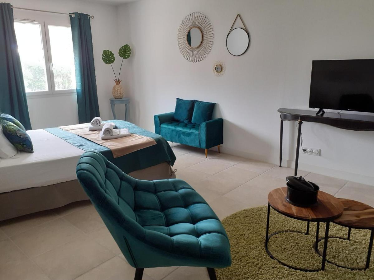 Le Clos D'Uzes - B&B المظهر الخارجي الصورة